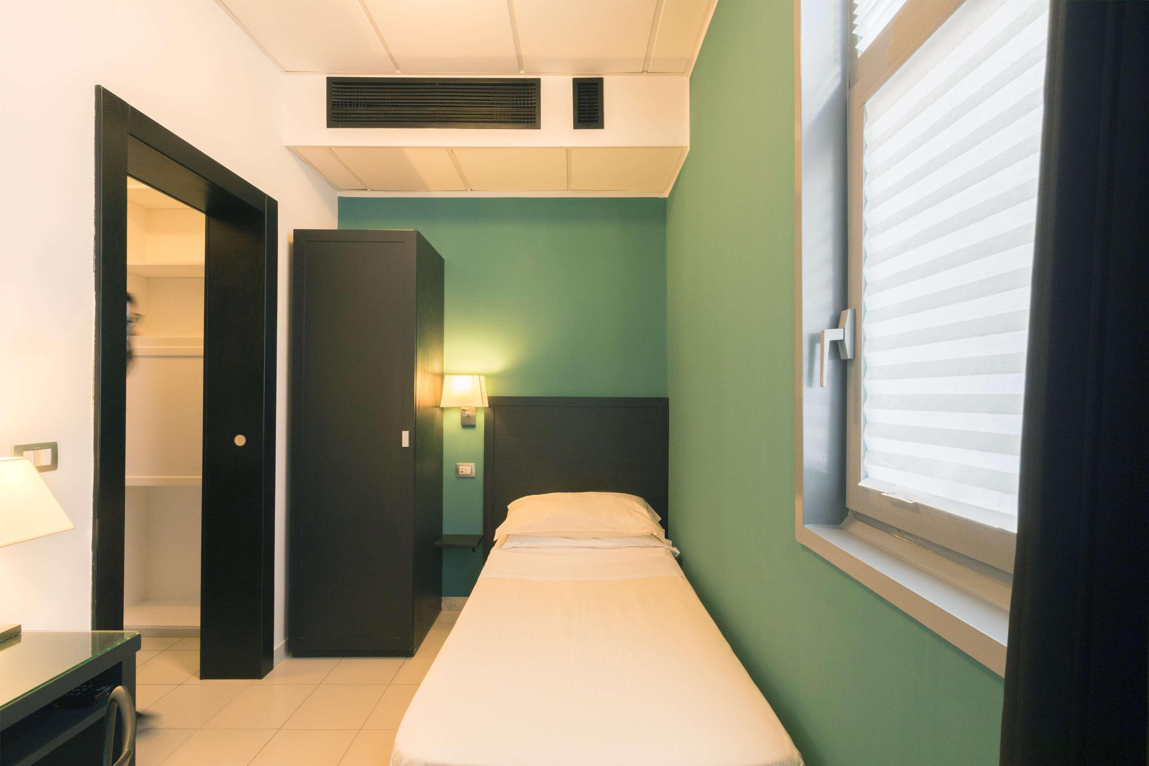 Executive Business Hotel Bari Esterno foto