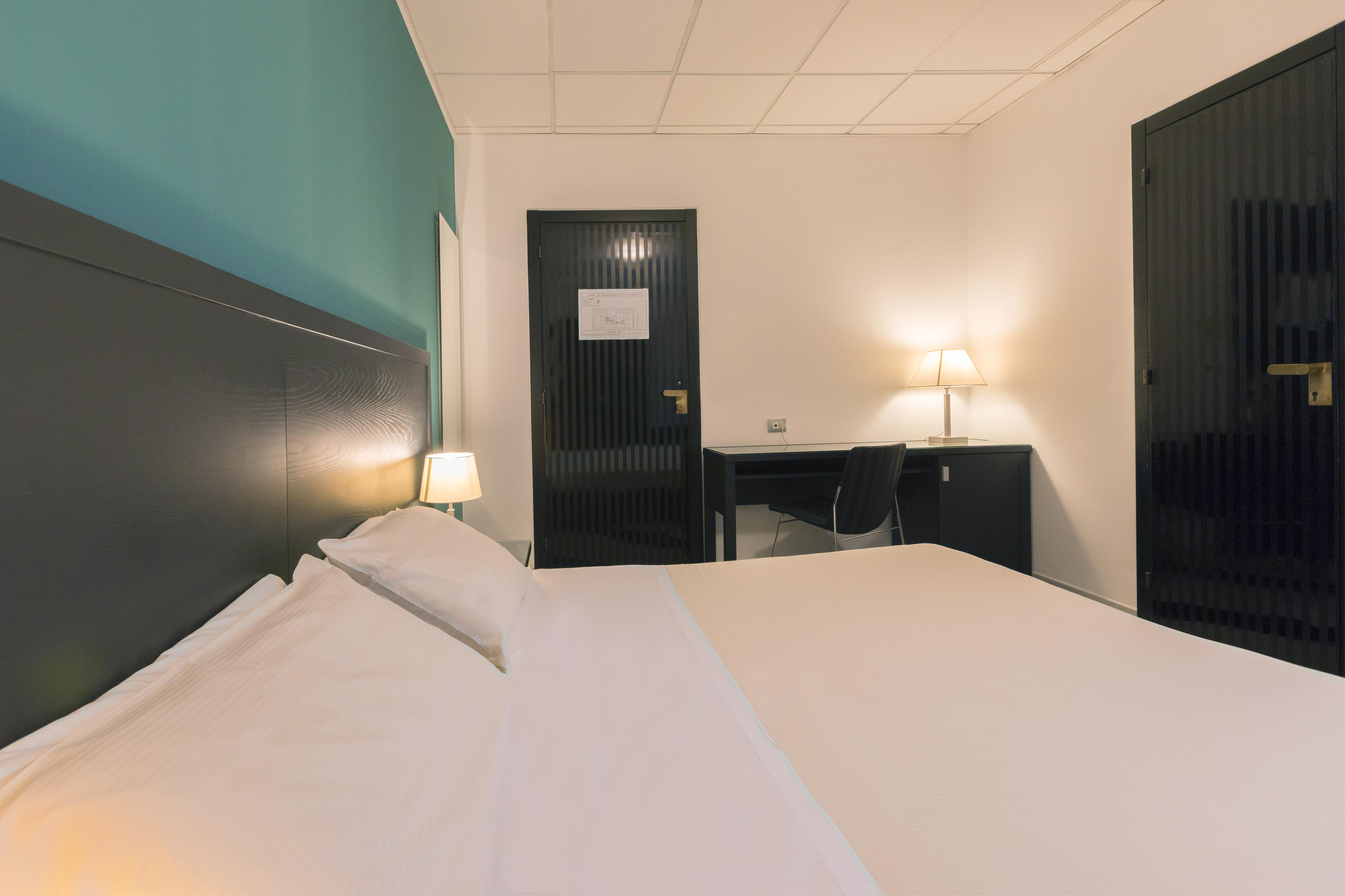 Executive Business Hotel Bari Esterno foto