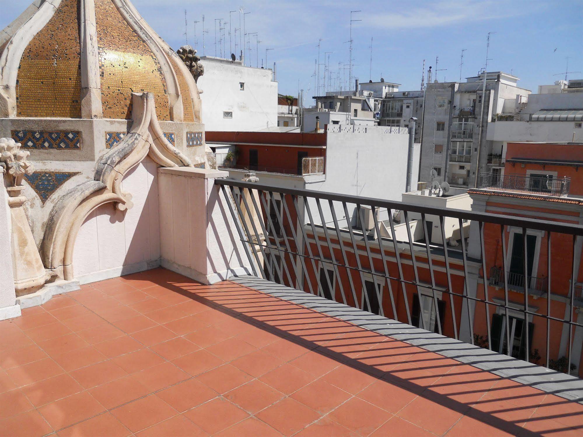 Executive Business Hotel Bari Esterno foto