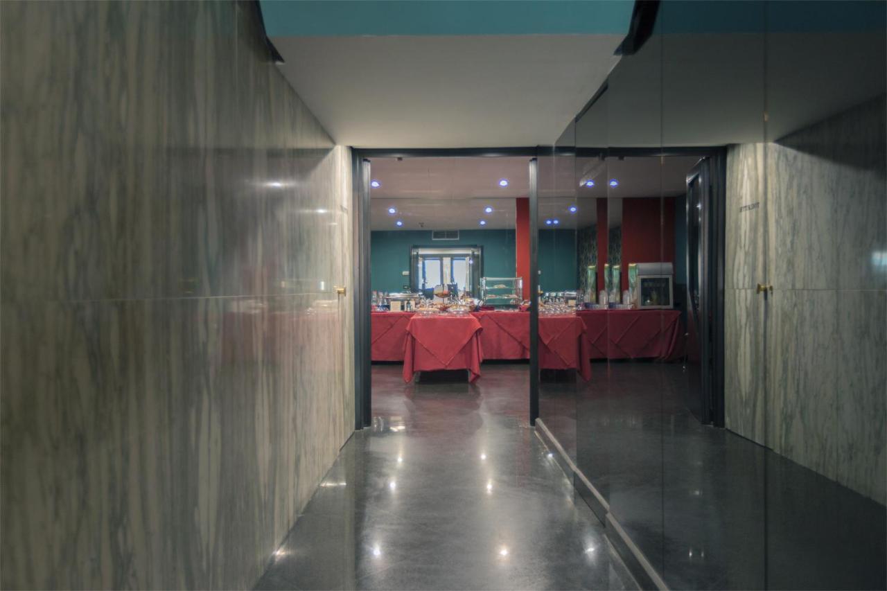 Executive Business Hotel Bari Esterno foto