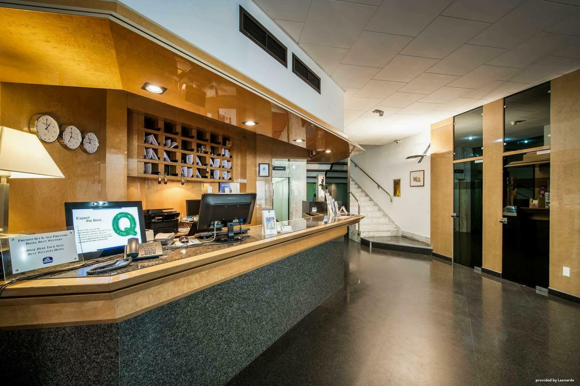 Executive Business Hotel Bari Esterno foto