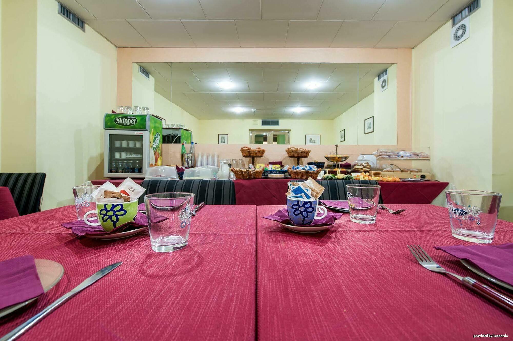 Executive Business Hotel Bari Esterno foto