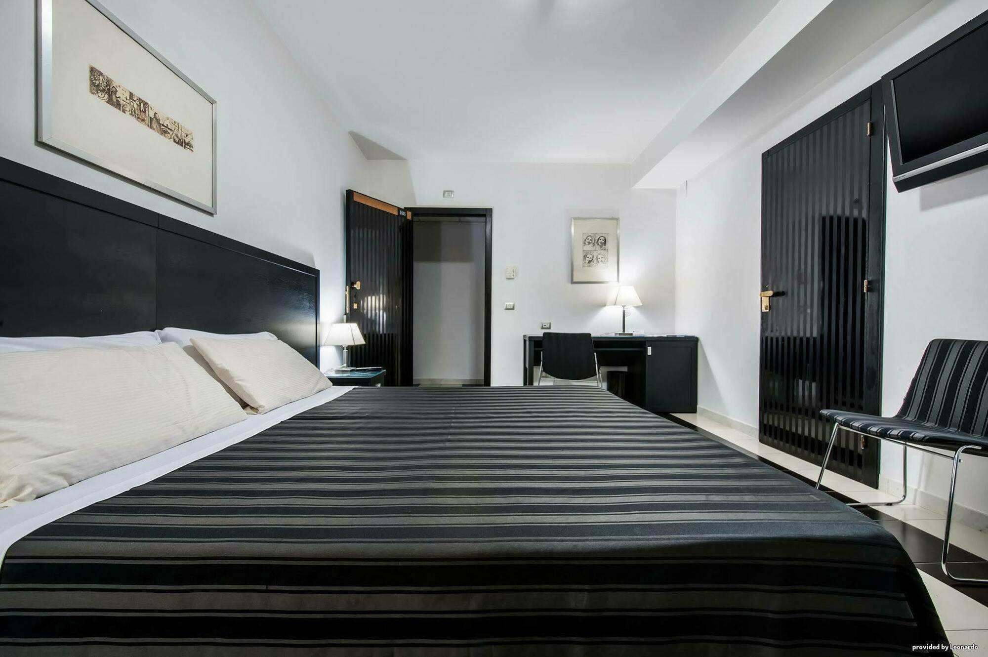 Executive Business Hotel Bari Esterno foto