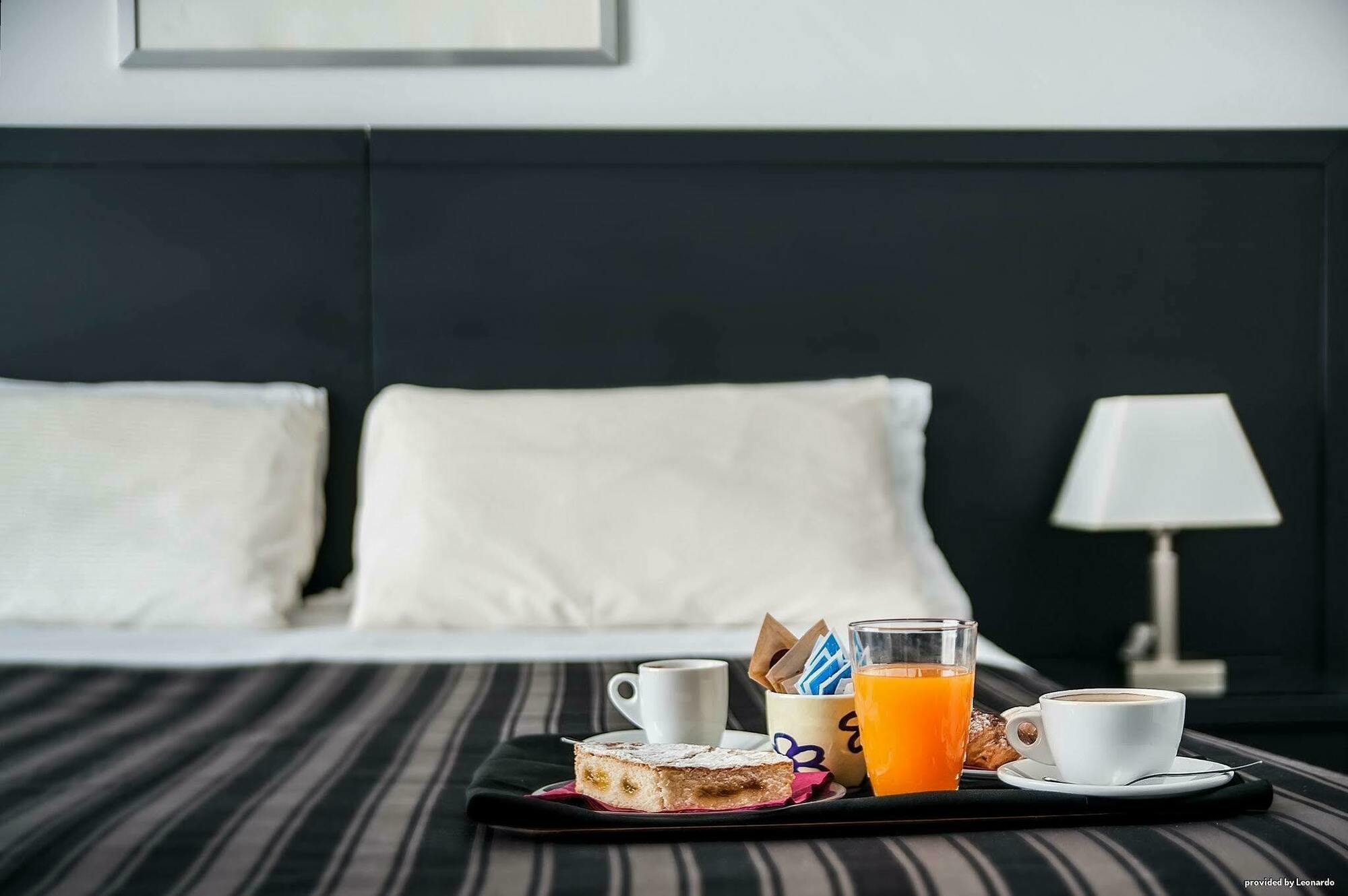 Executive Business Hotel Bari Esterno foto